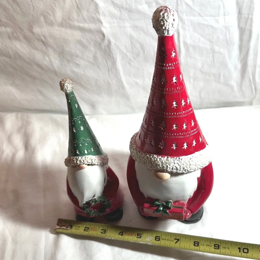 Unbranded Christmas Gnome Figurine Set Red Green Excellent  Holiday Decor Winter